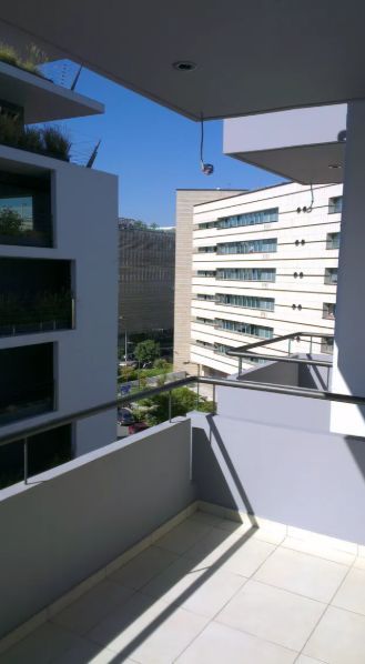 Photo 329719403