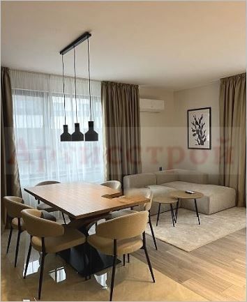 Снимка 329747201