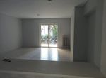 Photo 329865020