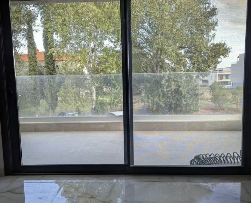 Photo 330579977