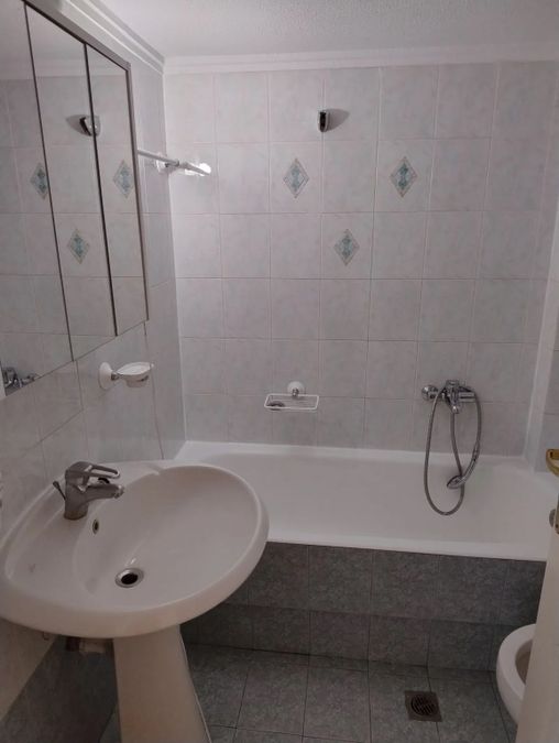 Photo 330734093