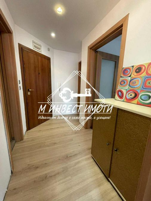 Снимка 330870989