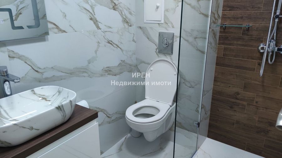 Снимка 331046612