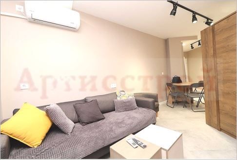 Снимка 331060412