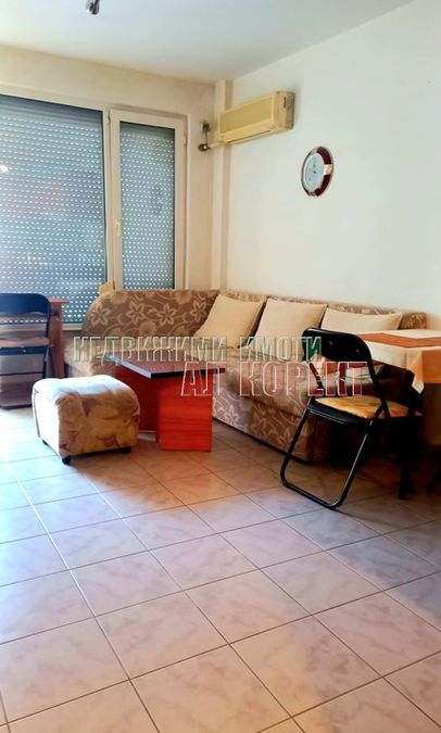 Снимка 331535990