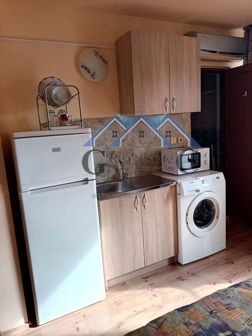 Снимка 331662311