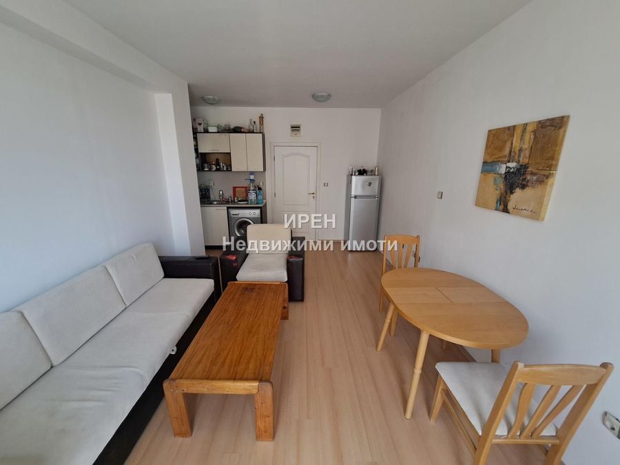 Снимка 331905194