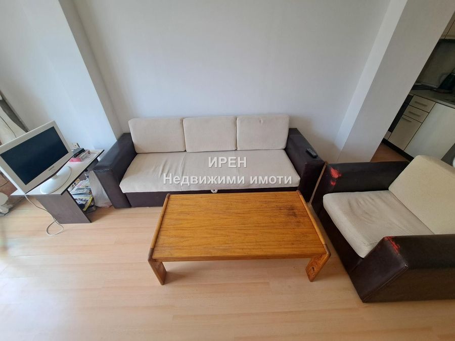 Снимка 331905203