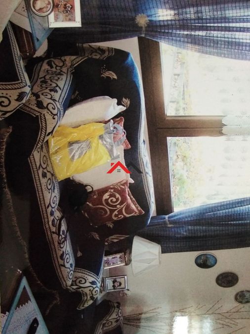 Photo 332363612