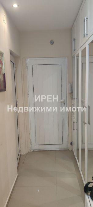 Снимка 332365664