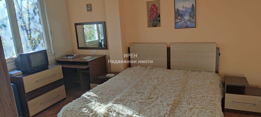 Снимка 332365667