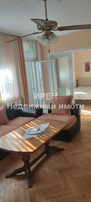 Снимка 332365670