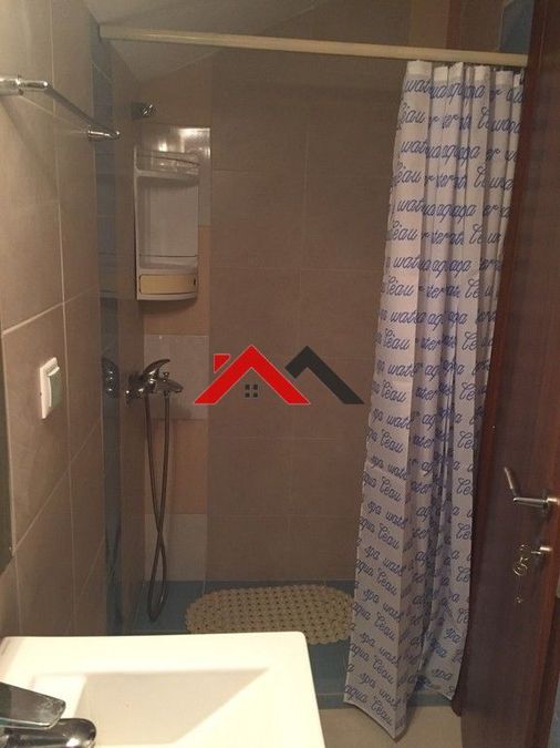 Photo 333173429