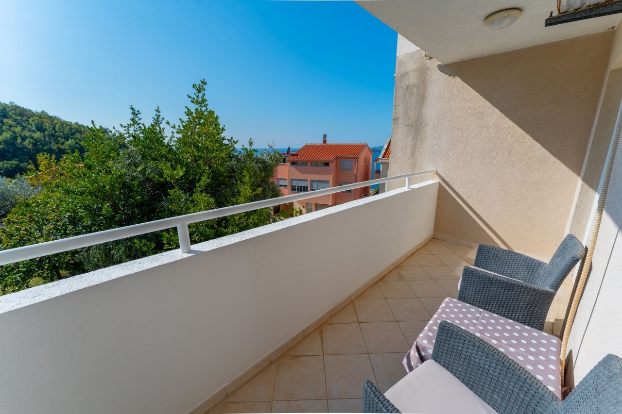 Cozy Apartment in Przno, Budva 10
