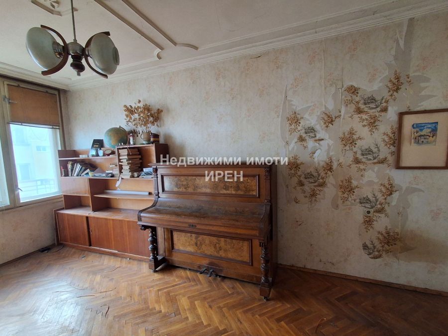 Снимка 334412489