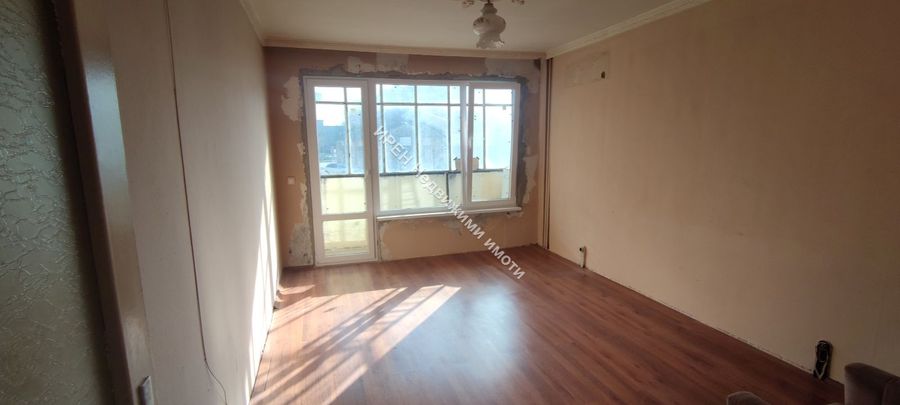 Снимка 335414549