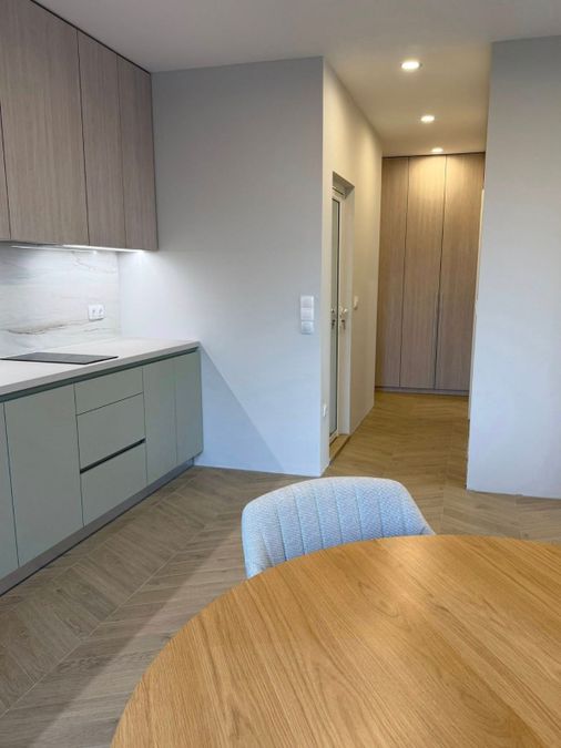 Снимка 335745137