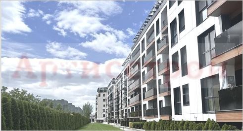 Снимка 335960807