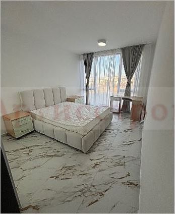 Снимка 336003536