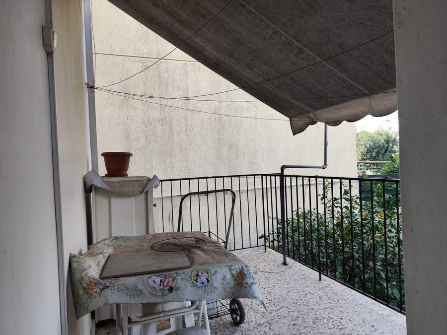 Photo 336934028