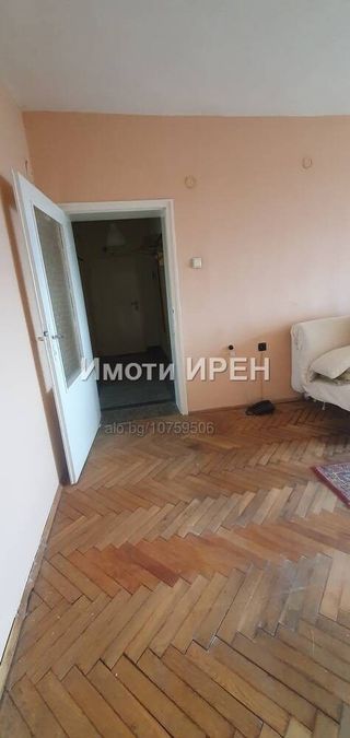 Снимка 336990149