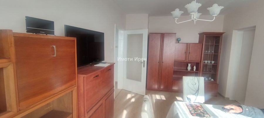 Снимка 337750655