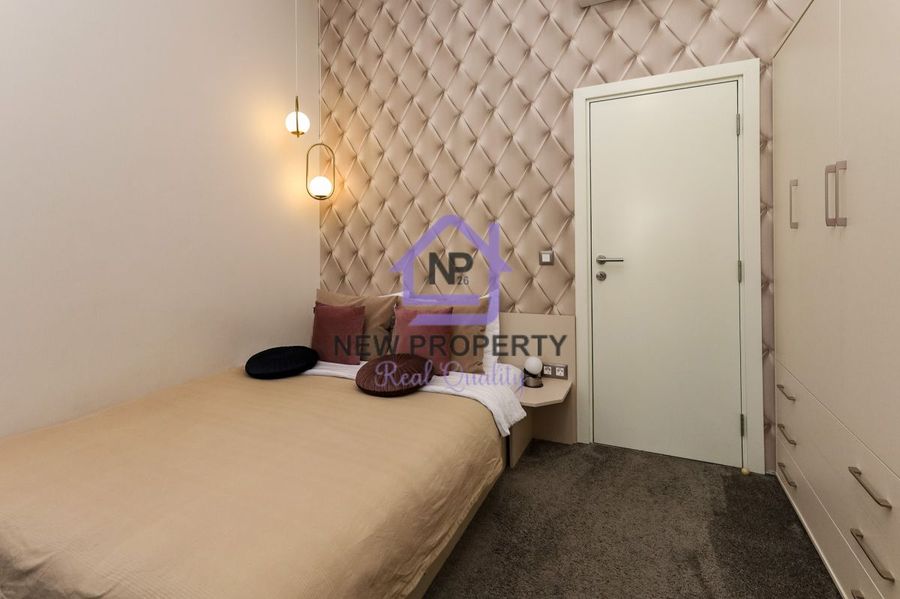 Снимка 337767407