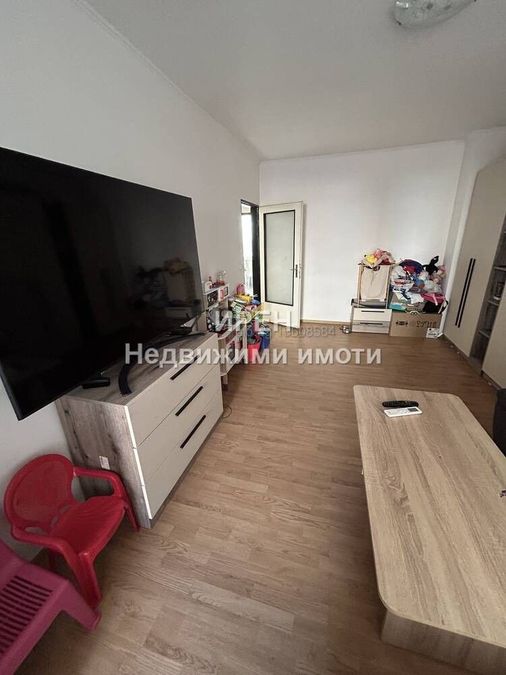 Снимка 338310902