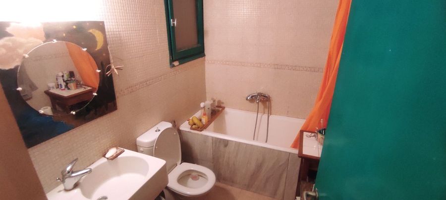 صورة فوتوغرافية 338774963