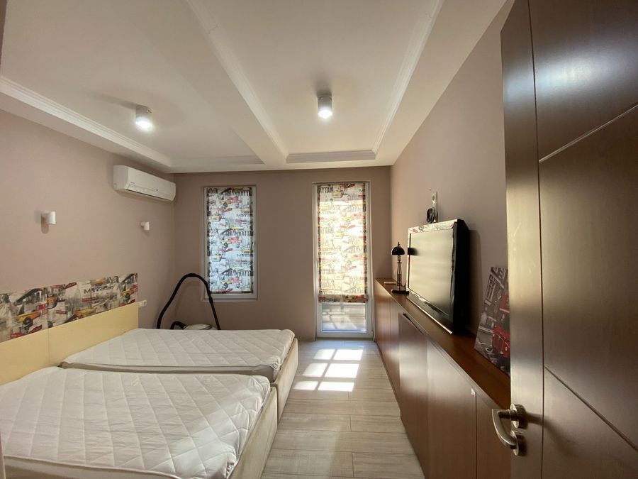 Снимка 338881514