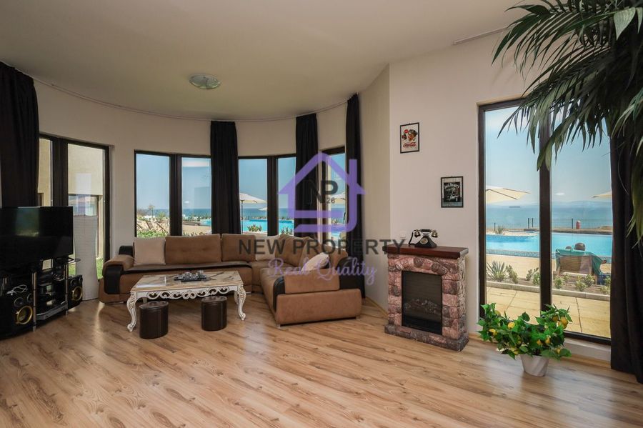 Снимка 338914004