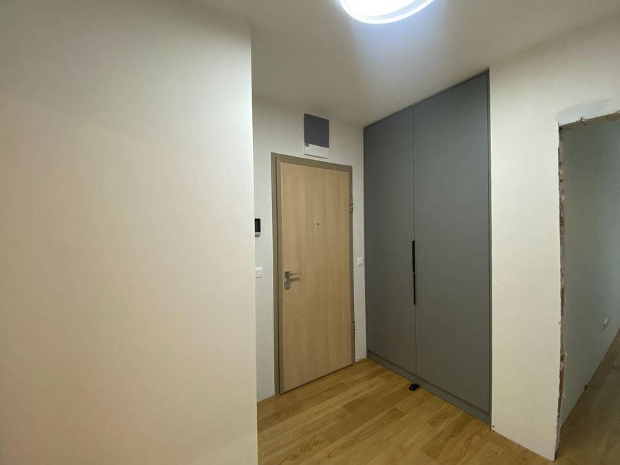 Снимка 339203648