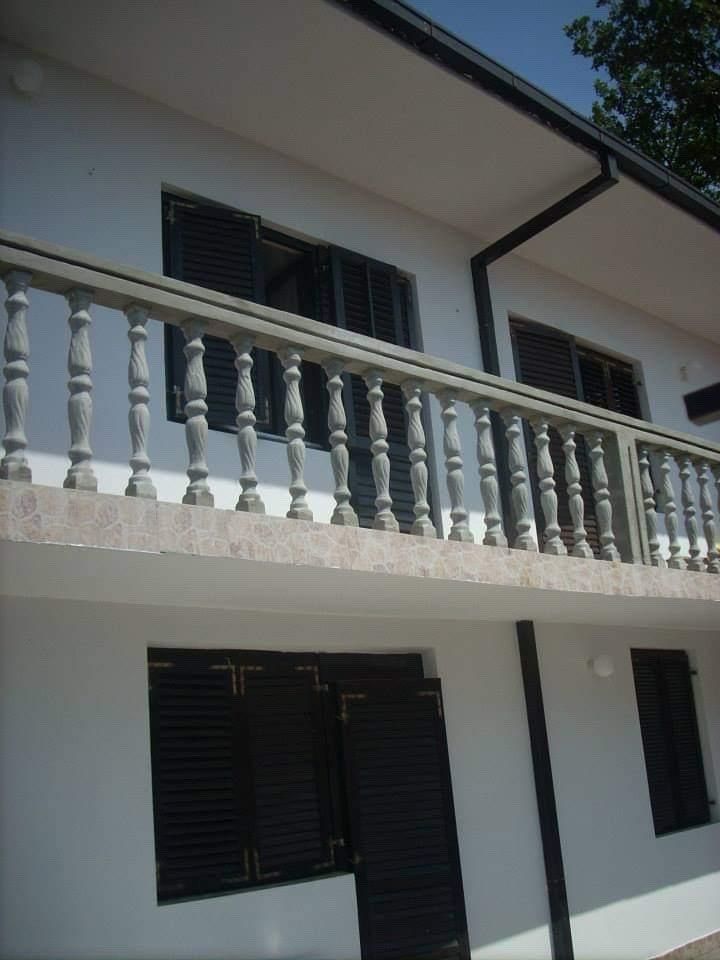 Exquisite Coastal Retreat in Sutomore, Bar 6