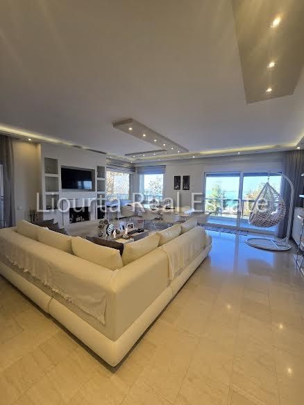 Fotografie 340293695