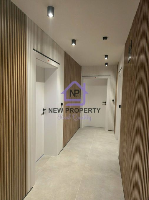 Снимка 343405349