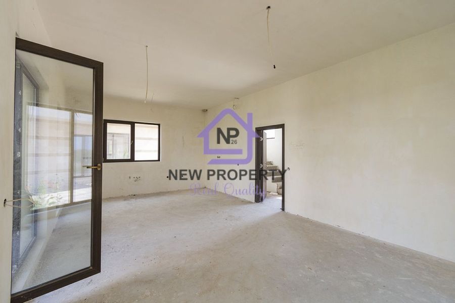 Снимка 343864805