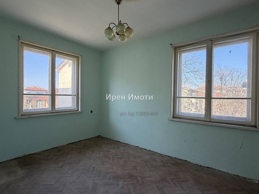 Снимка 343925825