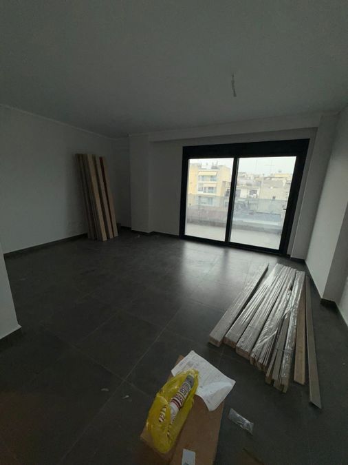 Photo 345055340