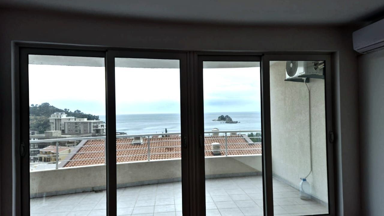 Apartment in Petrovac na Moru 4
