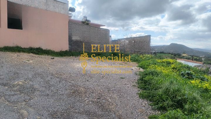 Photo 346474376