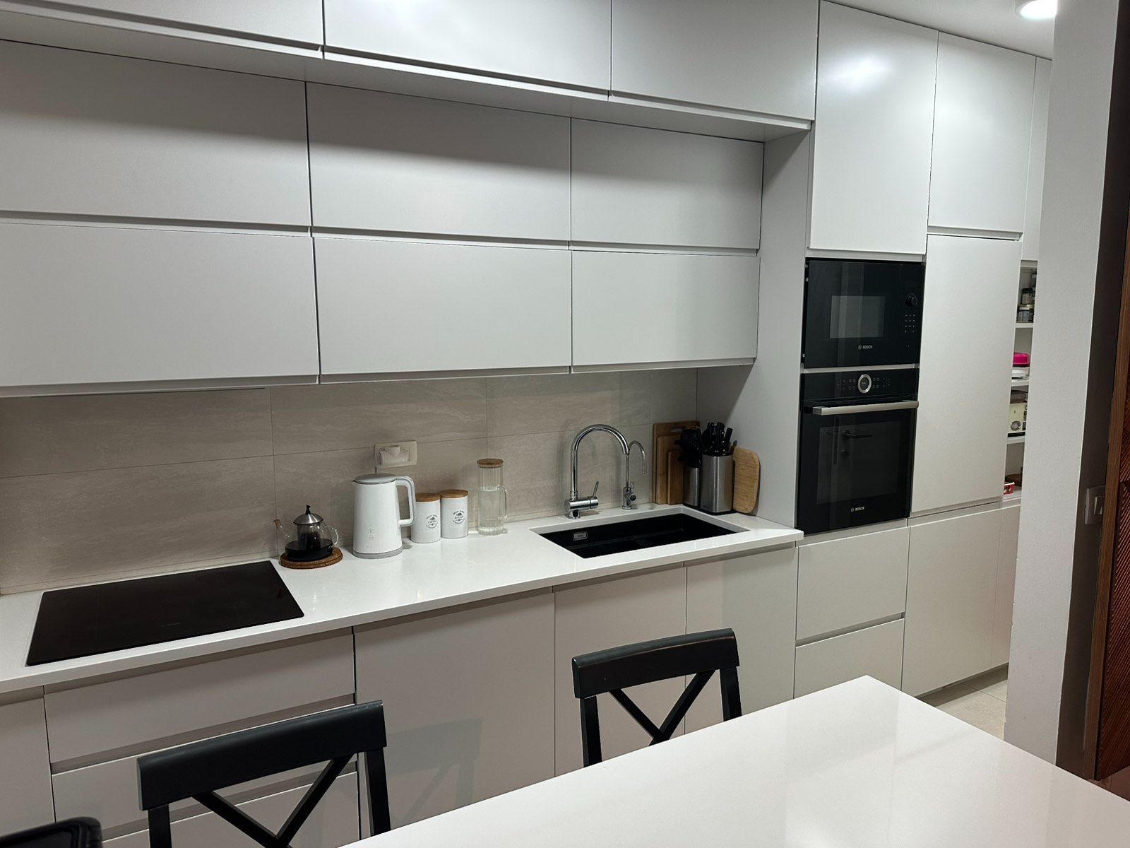 Luxury Home in Center Bar 6