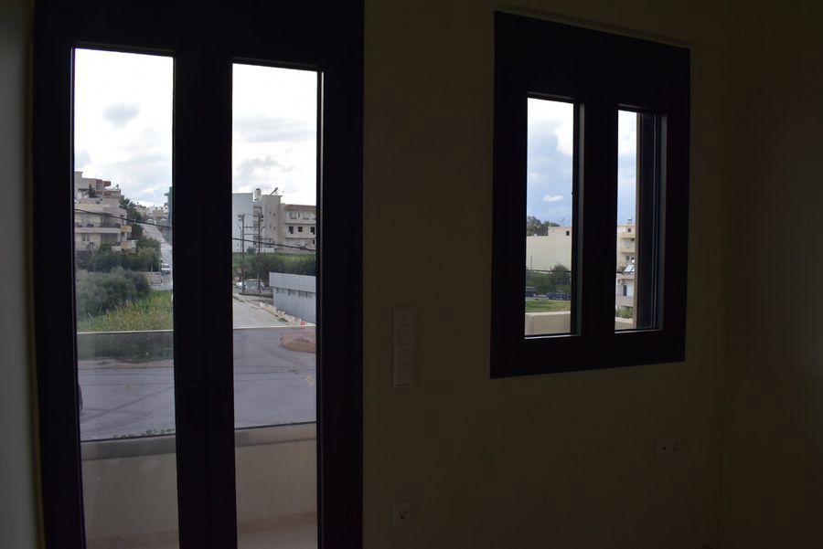 Photo 347303837