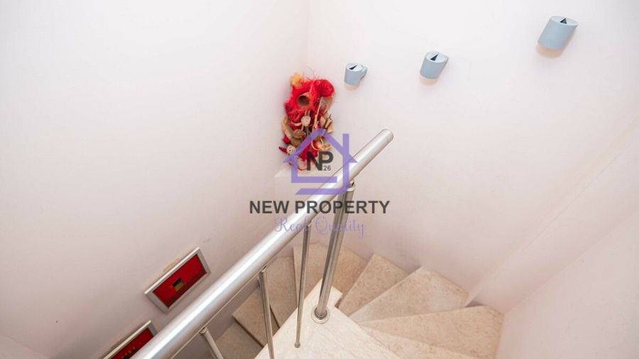 Снимка 347509838