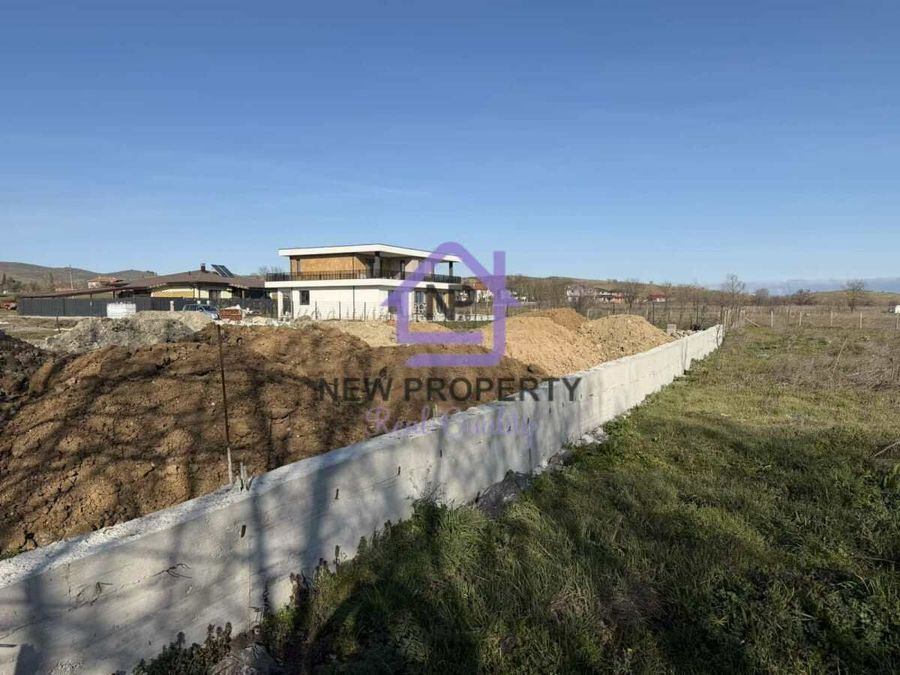 Снимка 347620862