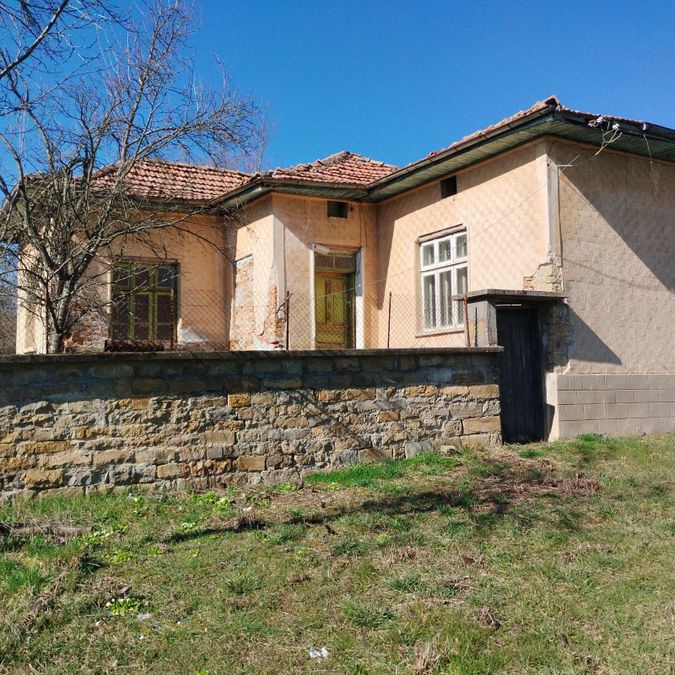 Снимка 347877023