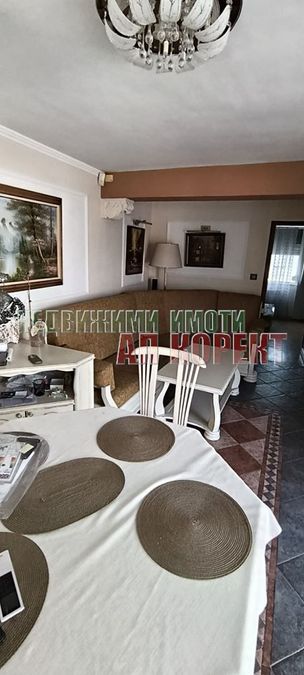 Снимка 348043772