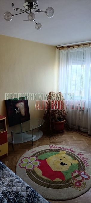 Снимка 348043784