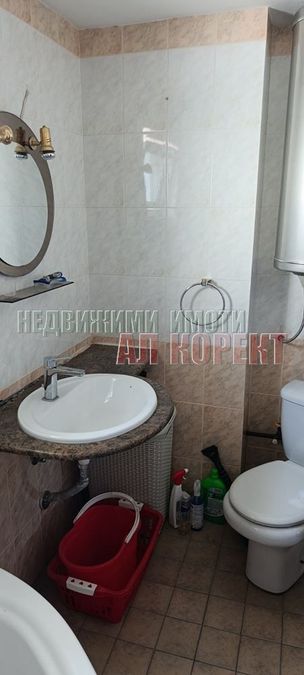 Снимка 348043790