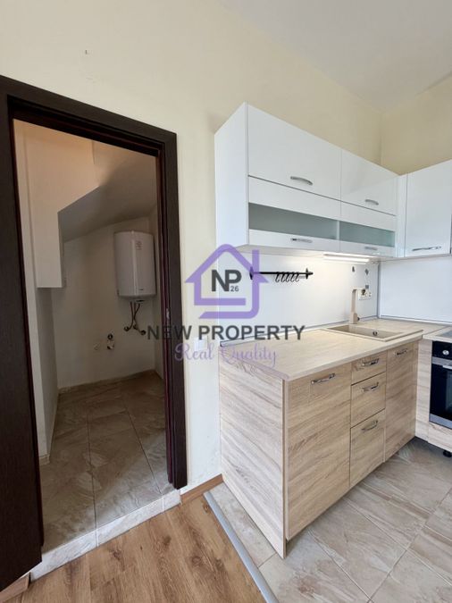 Снимка 348049940