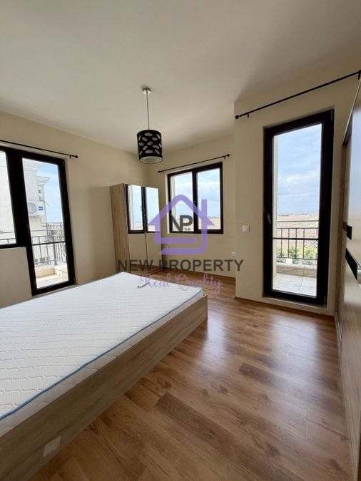 Снимка 348049991